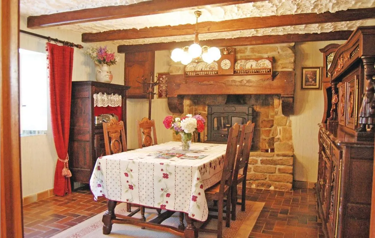 Nice Home In Gouesnach With Kitchen Hébergement de vacances